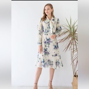 Long sleeve midi dress